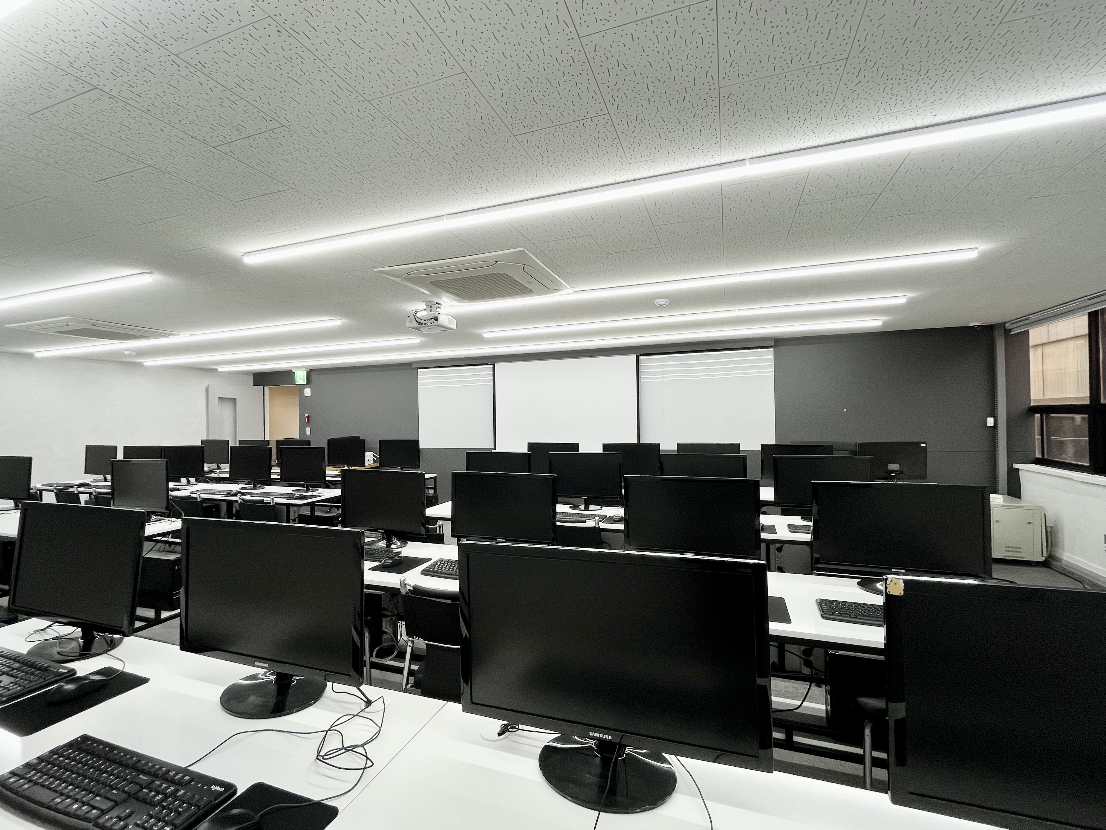 301강의실_전경(뒤)